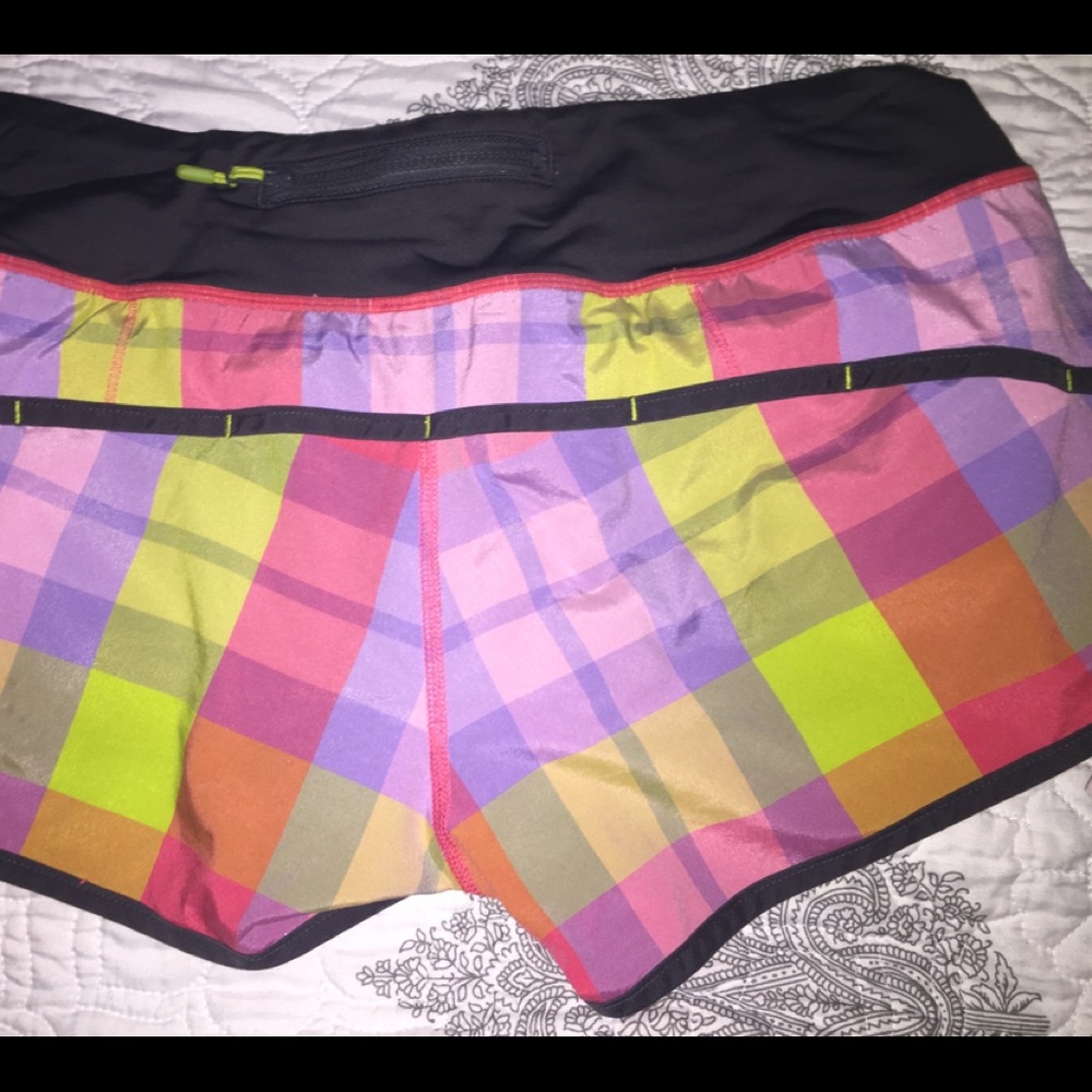 Lululemon Speed Short Pink/Lime Plaid Sz 4 EUC